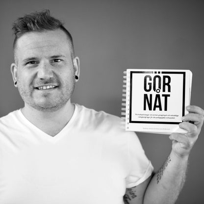Föreläsaren och författaren Andreas Jonsson håller boken Gör nåt i handen.